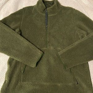 Nike Yoga Sherpa Pullover